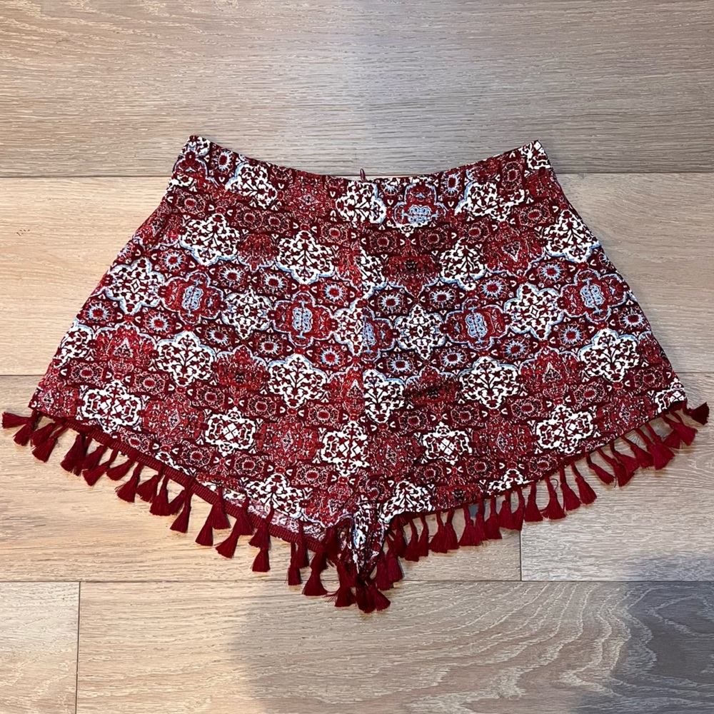 Tobi ethnic print shorts